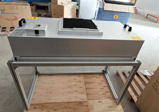Hiệu quả Laminar Clean Bench với SUS304 Stainless Steel Aluminum 110V/220V hoạt động.